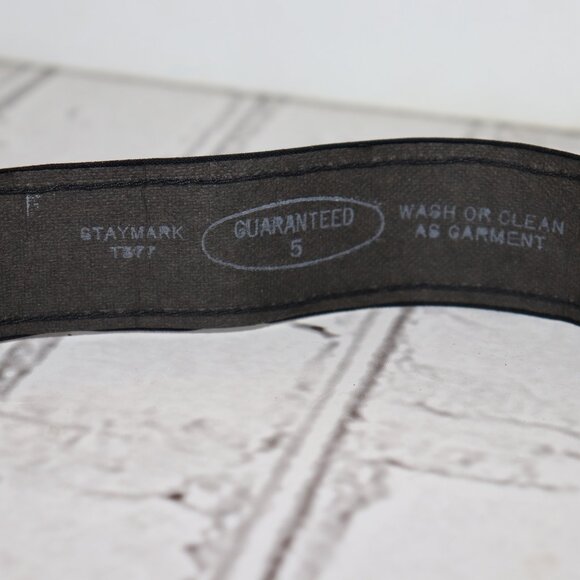 ⚫ Retro Black Belt with White Buttons – 26" to 29" Mod Vibes · Button Detail · - Picture 2 of 4